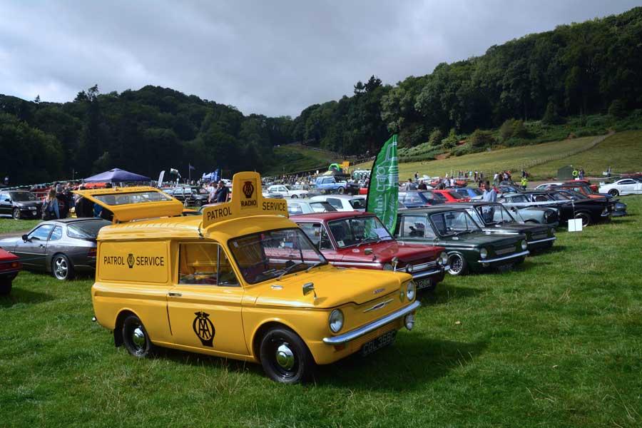 Commer AA Van Retro Rides